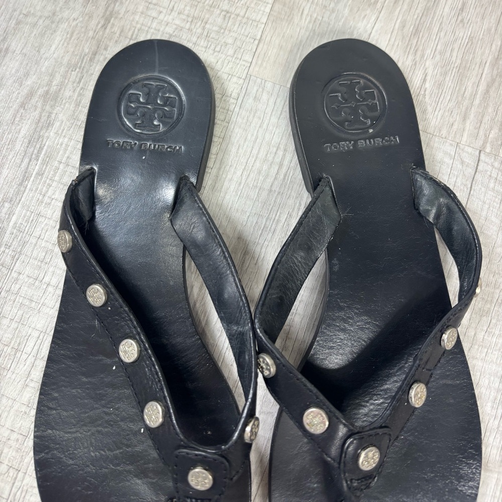 Tory Burch thong sandal in black size 7 - Picture 4 of 6